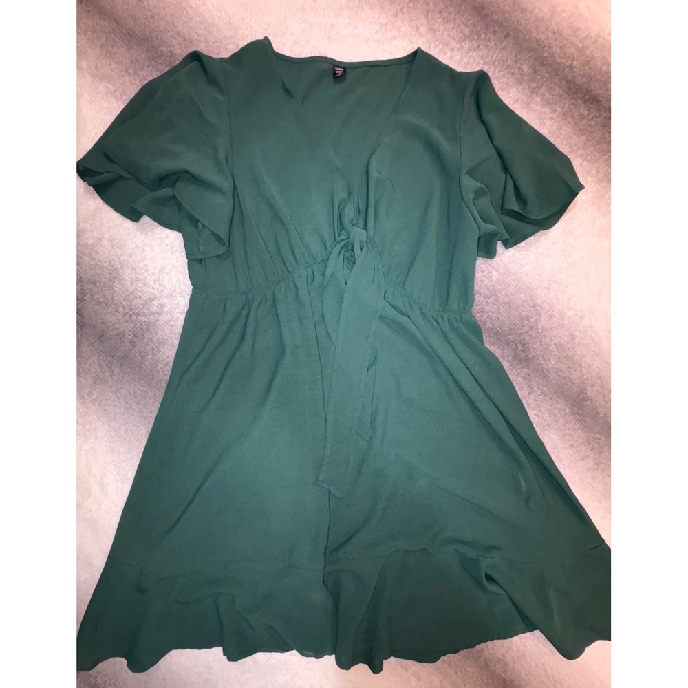 (A9) Shein Dark Green Tie Front Ruffle Hem Dress Womens 2XL‎ (16) Flutter Sleeve